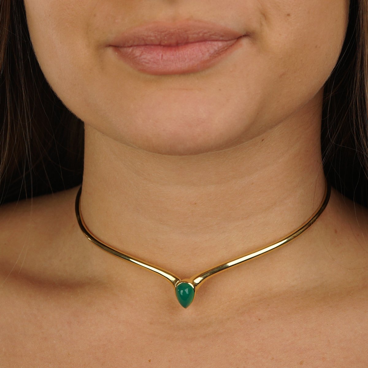 Vathtn Clthteef & Arpels Chrysoprase Gold Choker Necklace