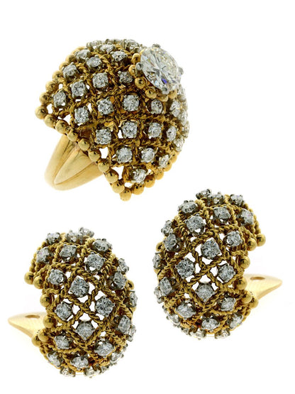 Vathtn Clthteef & Arpels Gold Diamond Ring and Earring Suite