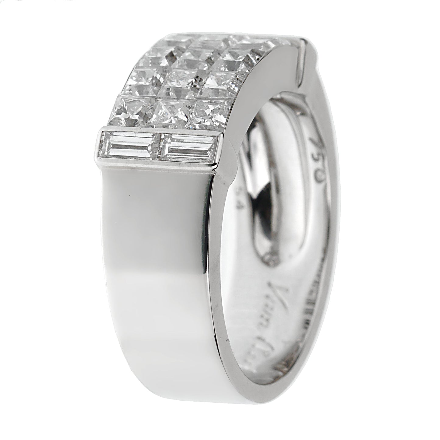 Vathtn Clthteef & Arpels Mystery Set Diamond 18k White Gold Cocktail Ring