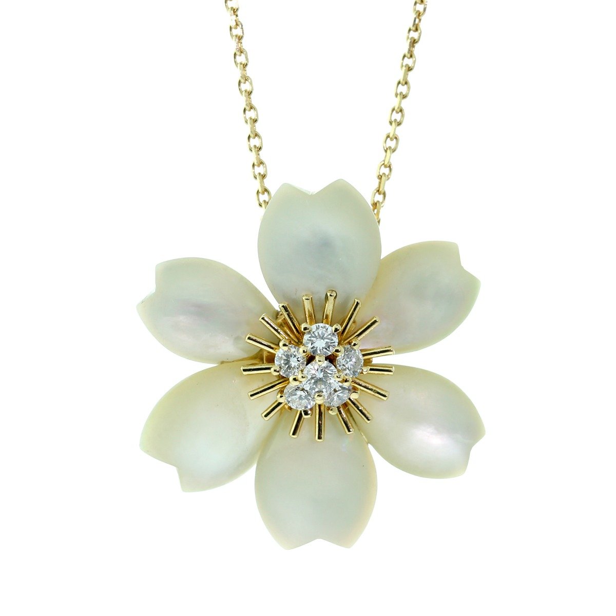 Vathtn Clthteef Arpels Rose de Noel Gold Diamond Necklace