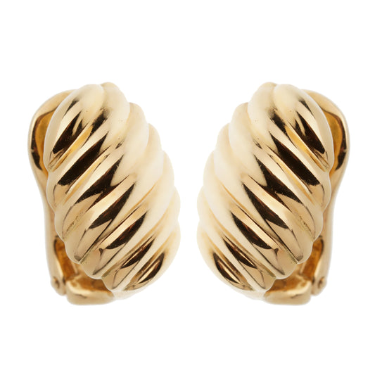Vathtn Clthteef & Arpels Scalloped Yellow Gold Clip On Earrings